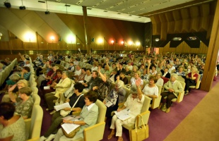 Holnap ismét Senior Egyetem