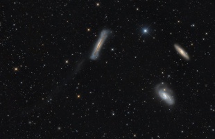 Galaxisok triumvirátusa a Zselicből