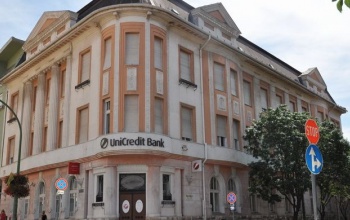 Dózsa György utca 1. (a volt Pénzintézeti ház)