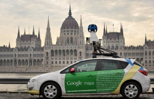 Visszatérnek a Google-autók - újra lefotóznak bennünket