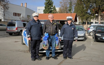 Közlekedésbiztonsági munkájukért kaptak jutalmat kaposvári rendőrök
