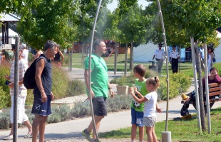 Laza ünnepi délután a Városligetben