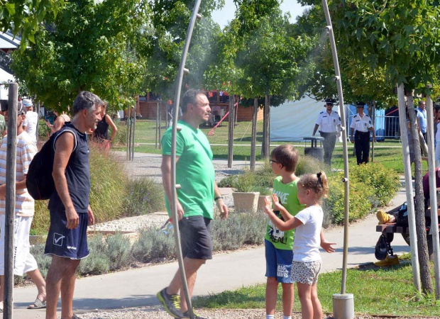 Laza ünnepi délután a Városligetben