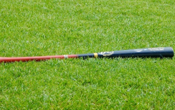„Lassú” haladását baseball ütővel kérte számon a gépjárműoktatótól