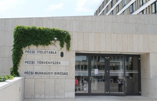 7 év fegyházra ítélték a kiskorú barátnőjét pénzért 