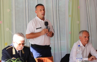 A biztonságra vágyó cseriek várják a készenléti rendőröket