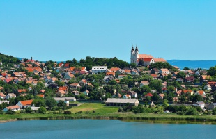A turizmusról is lesz kérdés a szankciókról szóló nemzeti konzultációban