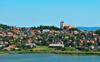 A turizmusról is lesz kérdés a szankciókról szóló nemzeti konzultációban