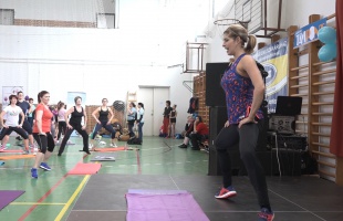 Jótékonysági fitness nap az autizmussal élőkért