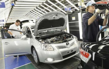Több mint 9500 Toyotát hívott be a gyártó ellenőrzésre