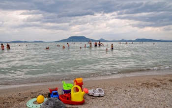 Nagy változás jön a balatoni strandokon