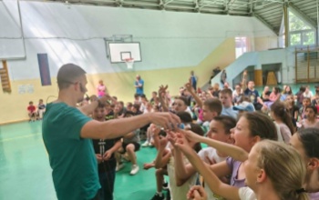 Otthon maradt az iskolatáska, gyereknapot rendeztek a Kinizsiben