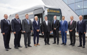Jönnek az elektromos buszok, Kaposváron is elindul a Zöld Busz Program