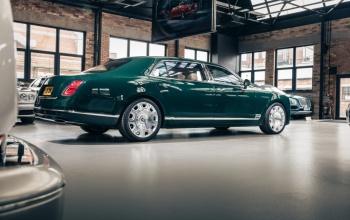 II. Erzsébet királynő rendelte az utolsó kézzel összeszerelt Bentley Mulsanne limuzint, mely most újra a gyári kollekció része