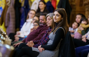 37 roma tanulót támogat a város