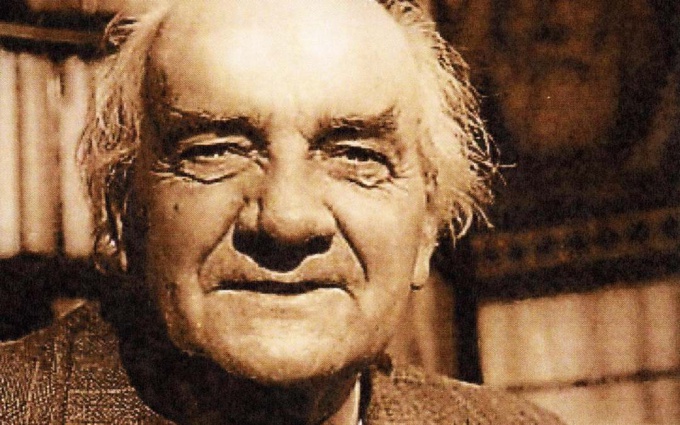 László Gyula régész kaposvári előadása