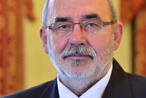 Tíz éve kapott éltműdíjat Kubatov tanár úr