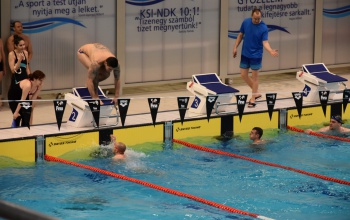 Jól szerepelt az Adorján SE csapata VIII. Országos Delfin Bajnokságon
