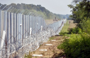 Éjféltől határzár a magyar-horvát zöldhatáron