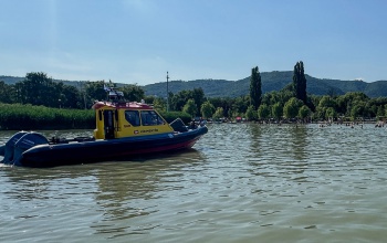 Bőven akadt dolguk a vízimentőknek a hétvégén