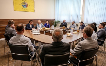 Munkaerőhiány nehezíti a termelést – a Fusetechnél is kulcskérdés a szakképzés