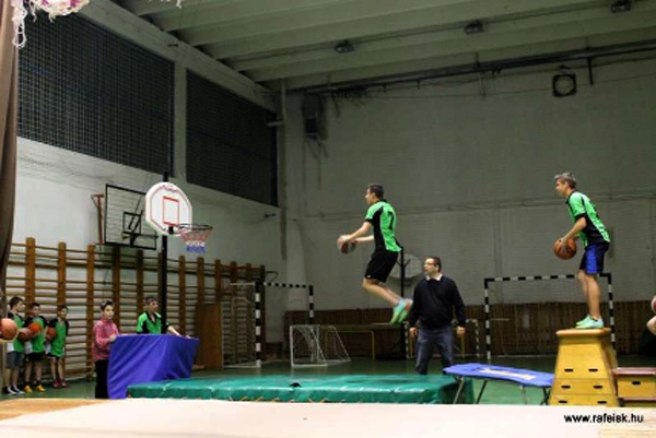 Akkor a város legnagyobb iskolai sportlétesítménye volt