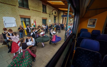 Emlékvonat gurult be a 150 éves vasúton – galéria