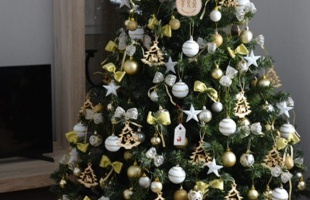 Almáshegyiné Lívia karácsonyfája