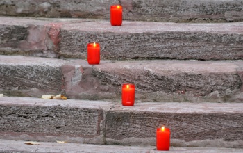 Kaposvár is gyertyát gyújt a párizsi áldozatokért