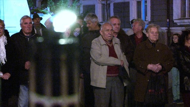 Forradalom: elfújta a szél