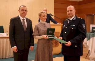 Elismerés a térség biztonságáért végzett munkáért