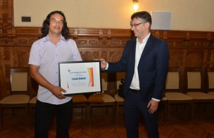 Teveli Róbert lett az év Informatika Tanára Kaposváron