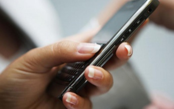 Csalók sms-eznek a NAV nevében