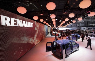 15 ezer autót hív vissza a Renault