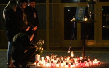 Néma csendben búcsúztak Iván Gergőtől a Kaposvár Arénánál