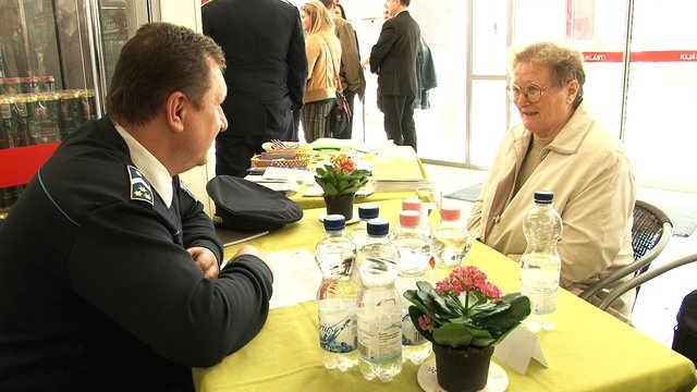 Egy csésze kávé a bűnmegelőzésért