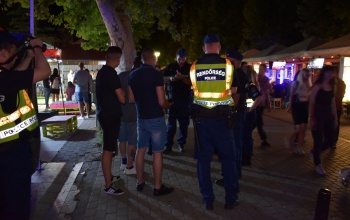 Razzia a Petőfi sétányon