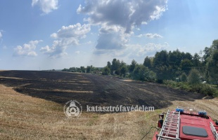 Viharkárokhoz, balesethez, tarlótűzhöz riasztották a somogyi tűzoltókat az elmúlt hétvégén