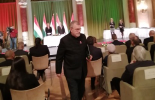 A Magyar Érdemrend Lovagkereszt kitüntetésben részesült Csernák Árpád