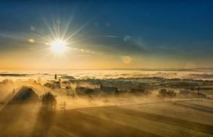 Nyugodt, többfelé ködös időjárással indul a jövő hét