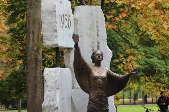 Kaposváron szállt le az angyal