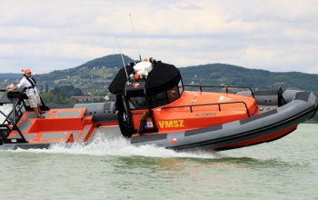 Egy 30 éves nőt élesztettek újra a Balaton partján