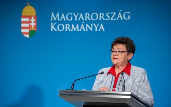 Müller Cecília: a vírus nem foglalkozik azzal, hogy ünnep van