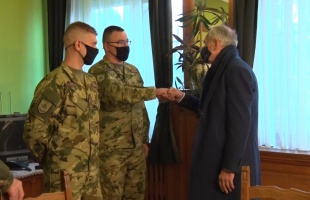 A járvány alatt is keményen dolgoznak - köszönet jár a katonáknak is