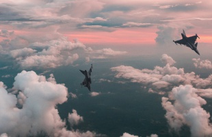 Zajos lesz az ég Kaposvár felett a napokban, mert Gripen pilóták gyakorlatoznak