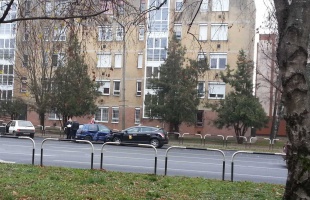 Két személyautó ütközött a Honvéd csomópontnál