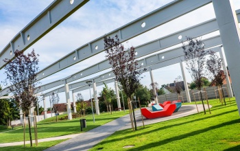 Átadták az S-PARK pihenőövezetét, a Bíborligetet