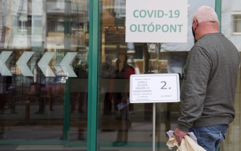 A hétvégén is oltanak a kaposvári kórház oltópontjain