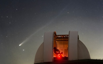 Szabad szemmel is látható a Lemmon üstökös?