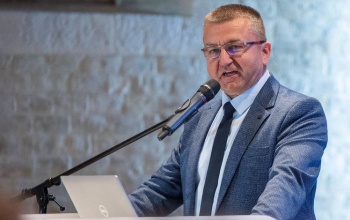 Újabb 37 ezerrel nőtt a foglalkoztatottak száma, történelmi csúcson az aktivitás